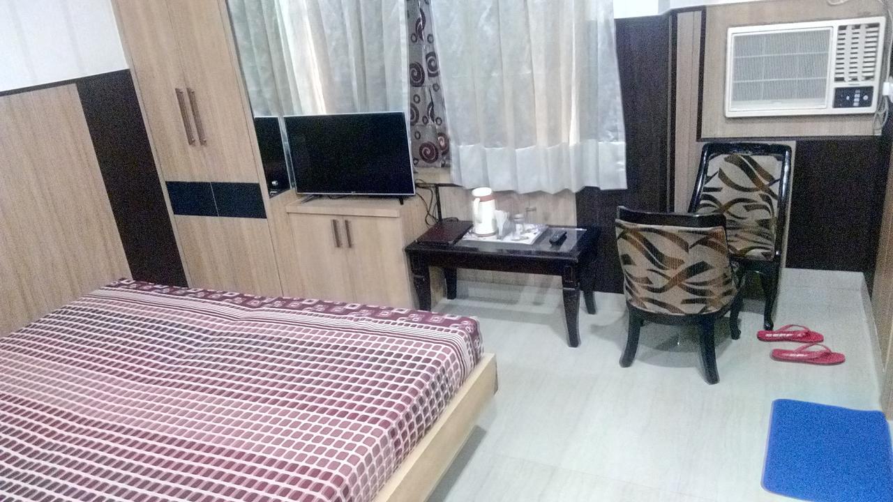 Hotel Desire Hisār Esterno foto