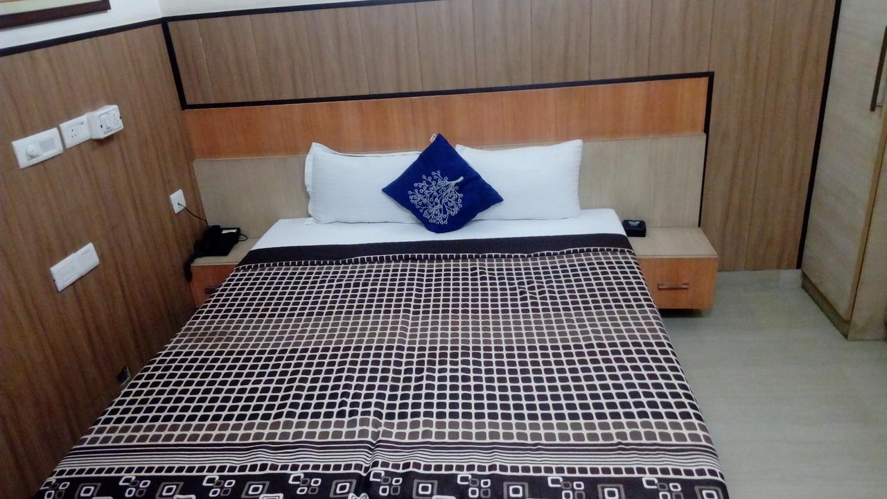 Hotel Desire Hisār Esterno foto